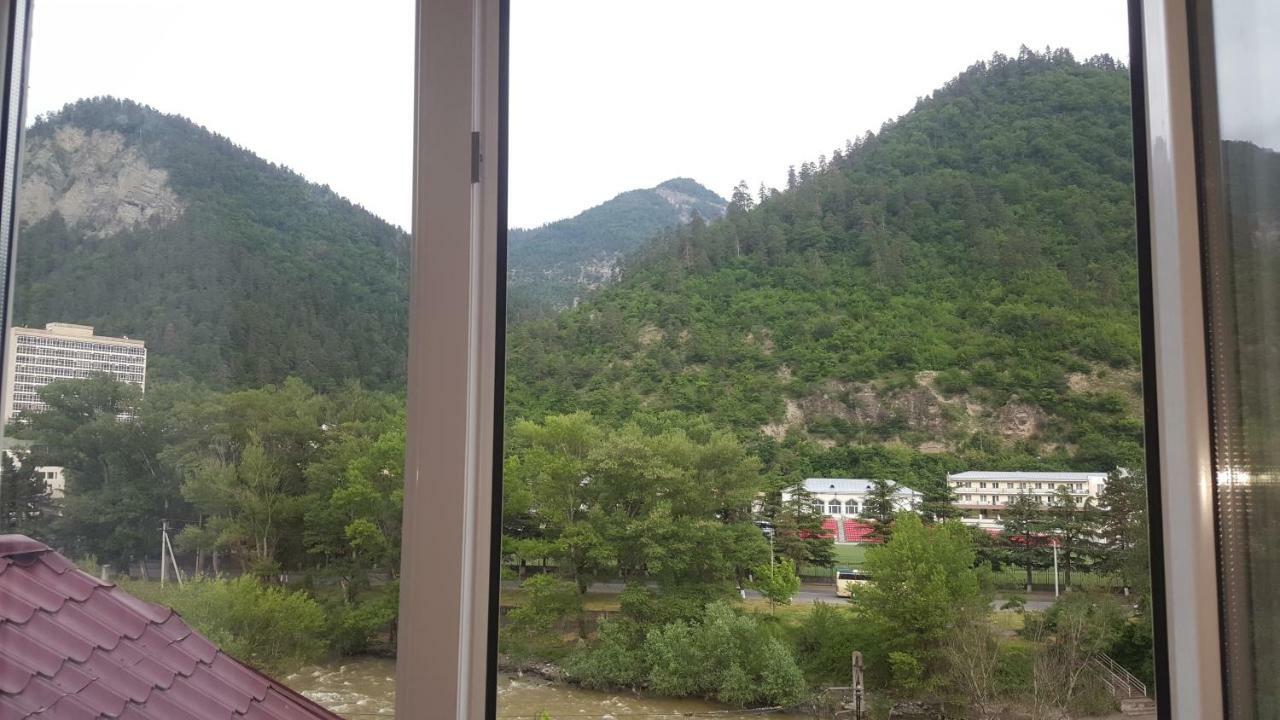 Karlsson Borjomi Apartment. المظهر الخارجي الصورة